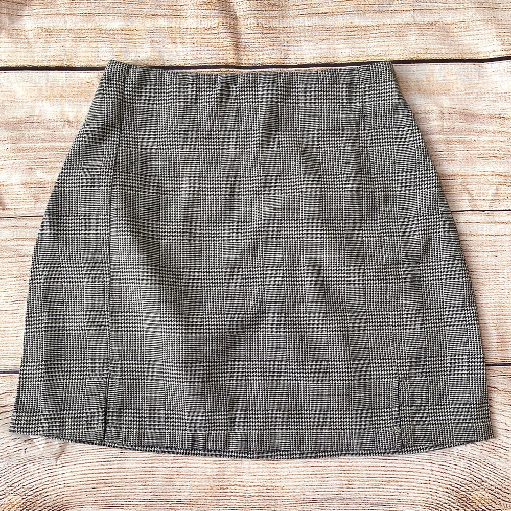 John Galt Brandy Melville Black White Tweed Pattern Skirt Ladies Teen XS S